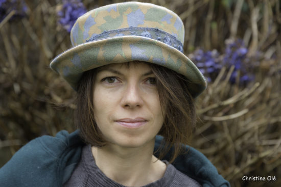 chapeau-lainage_motif-végétal-epinal